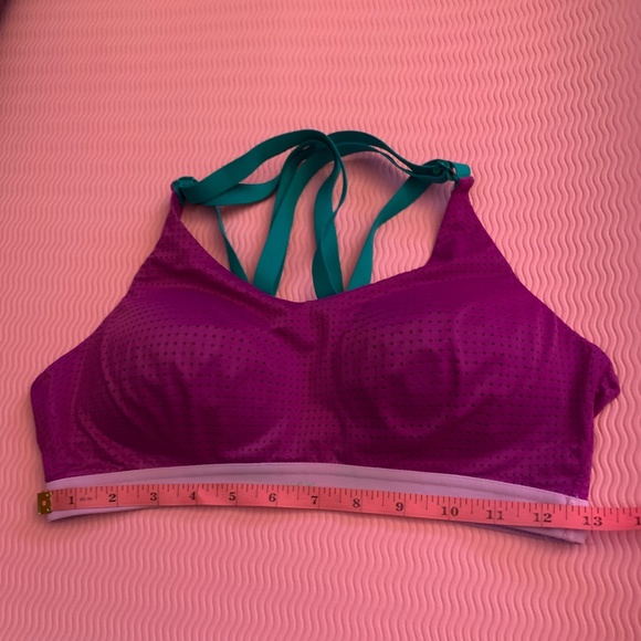VSX Sport 36B sports bra - Picture 5 of 9